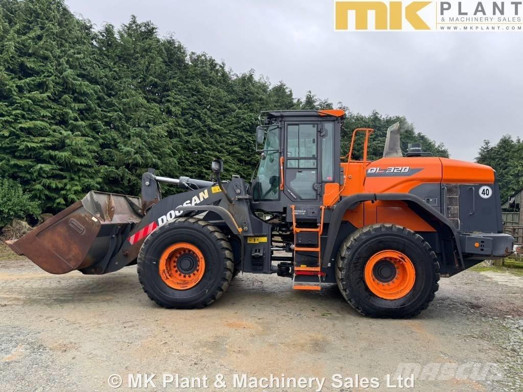 Doosan DL 320-7 Pyöräkuormaajat