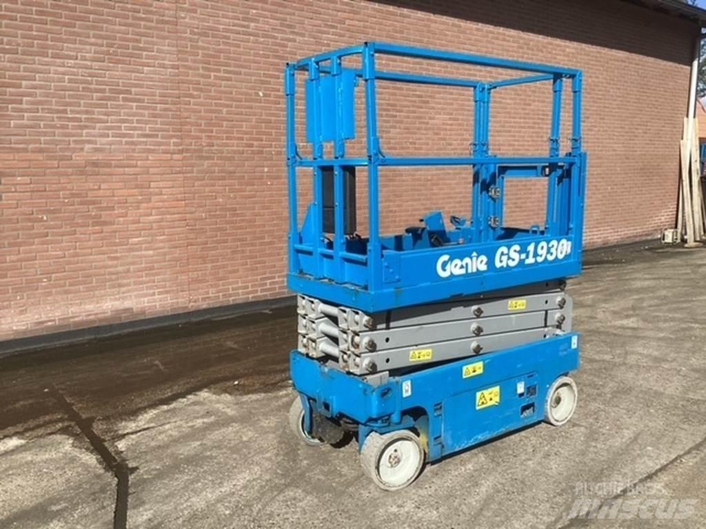 Genie GS1930 Saksilavat