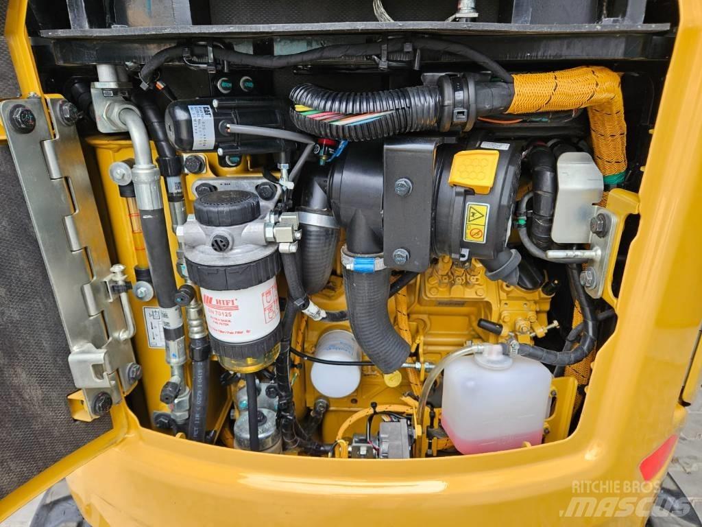 CAT 301.8 Minikaivukoneet < 7t