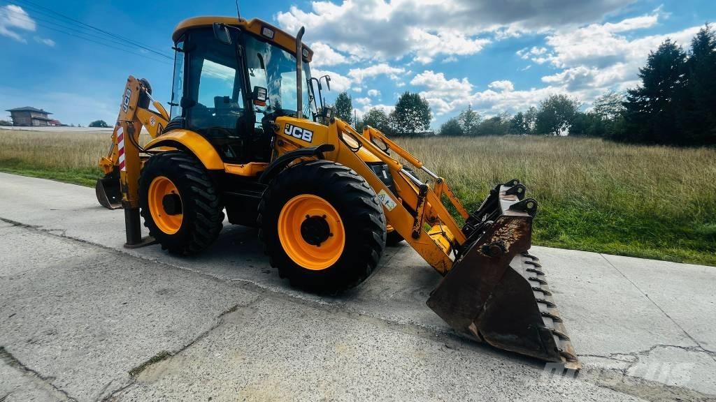 JCB 4CX Kaivurikuormaajat