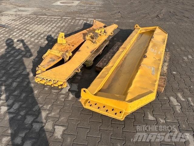 CAT 730 KLAPA Dumpperit