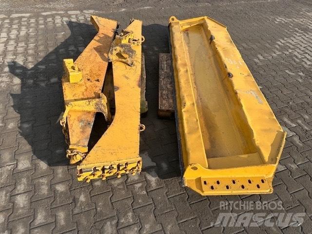CAT 730 KLAPA Dumpperit