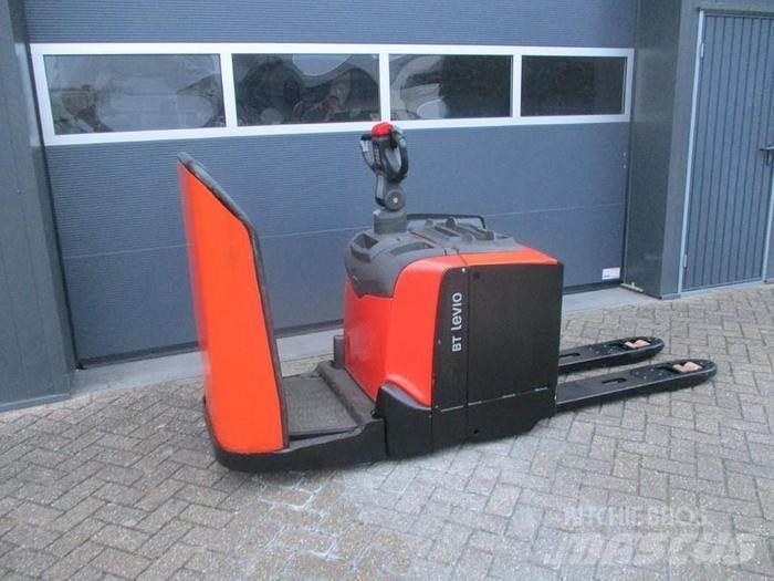 Toyota LPE 250 Lavansiirtotrukit ajotasolla