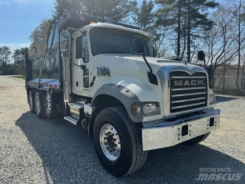 Mack GU433 Sora- ja kippiautot