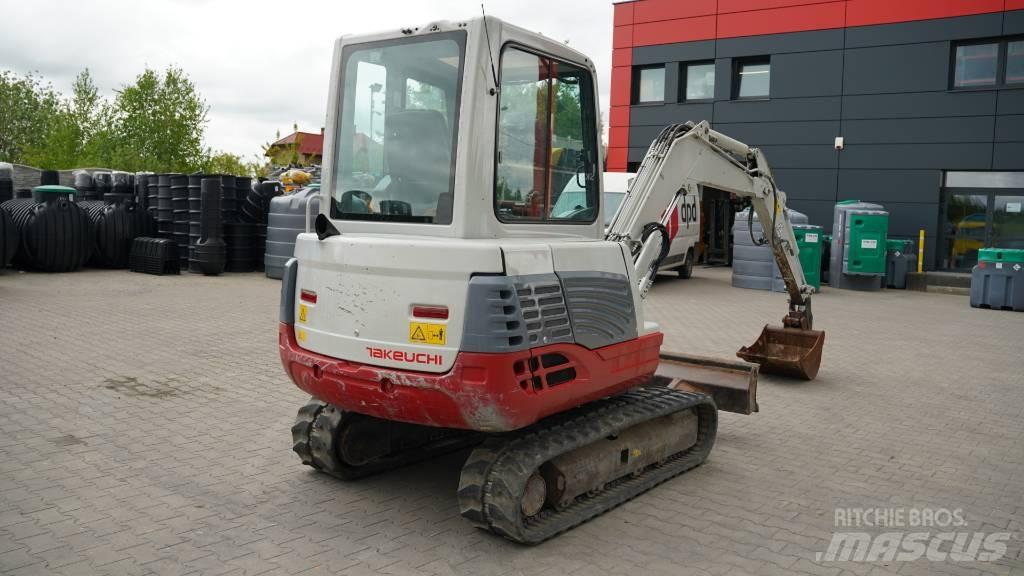 Takeuchi TB 235 Minikaivukoneet < 7t