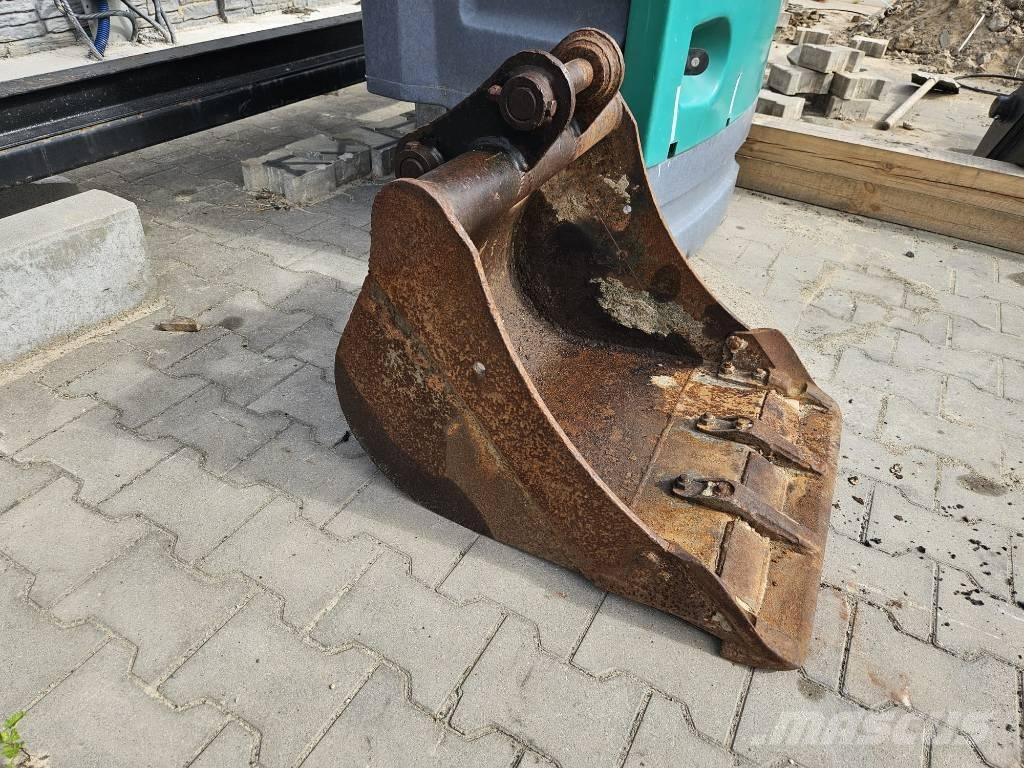 Takeuchi TB 235 Minikaivukoneet < 7t