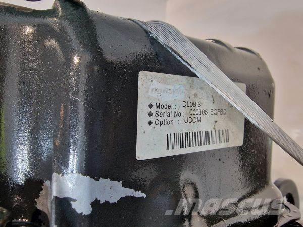 Doosan DL08 Moottorit