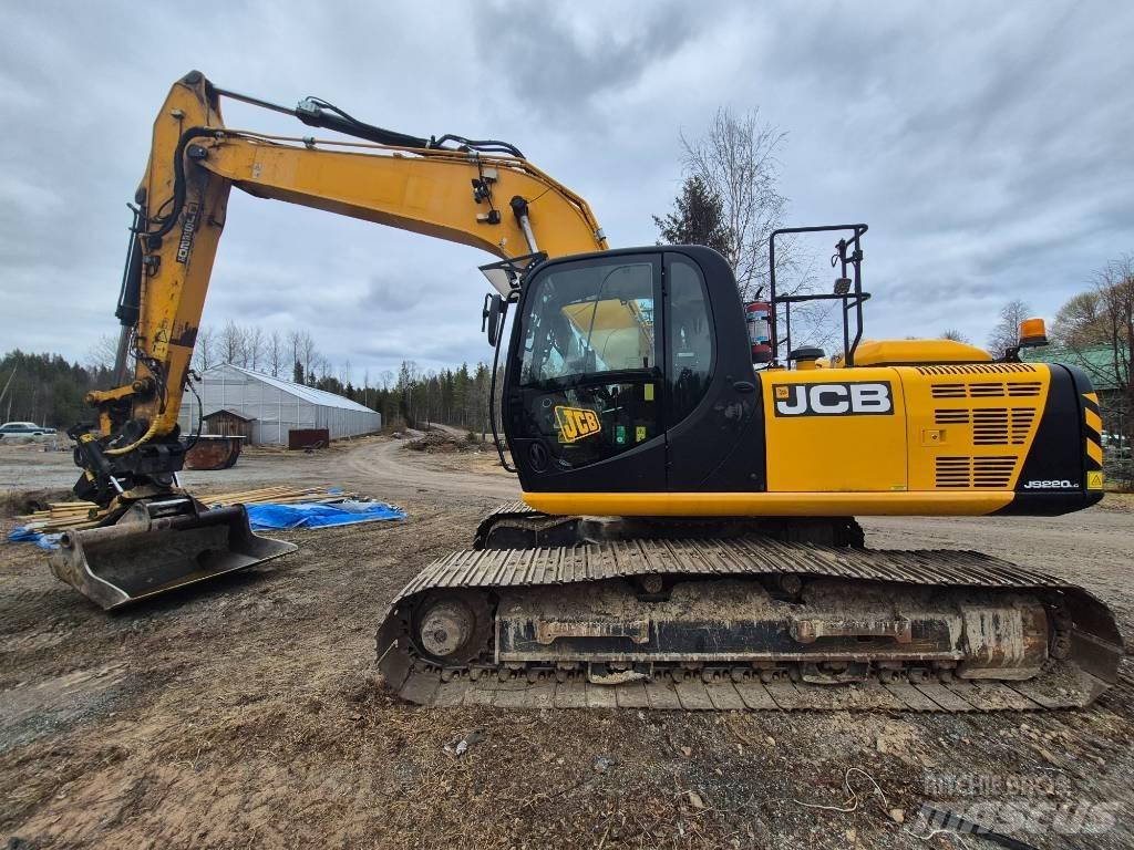 JCB 220 Telakaivukoneet