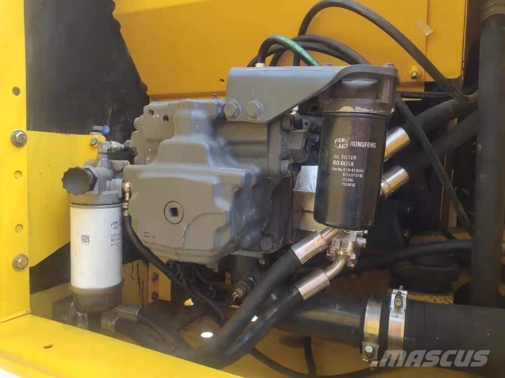 Komatsu 220-8 Telakaivukoneet