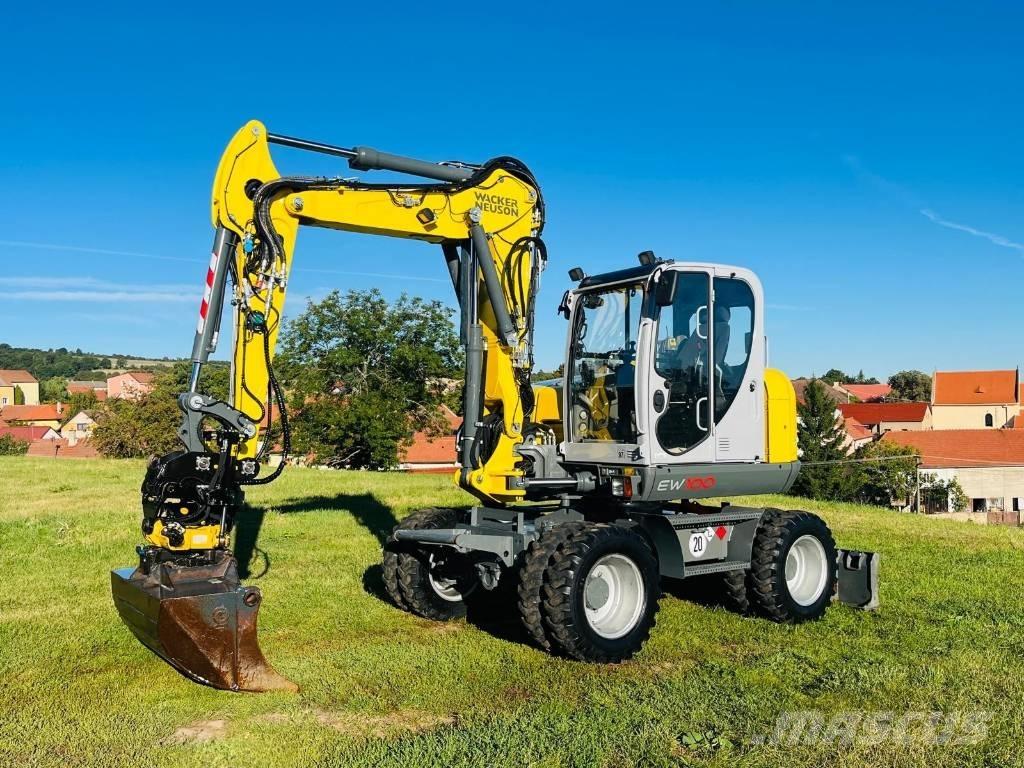 Wacker Neuson EW 100 Pyöräkaivukoneet