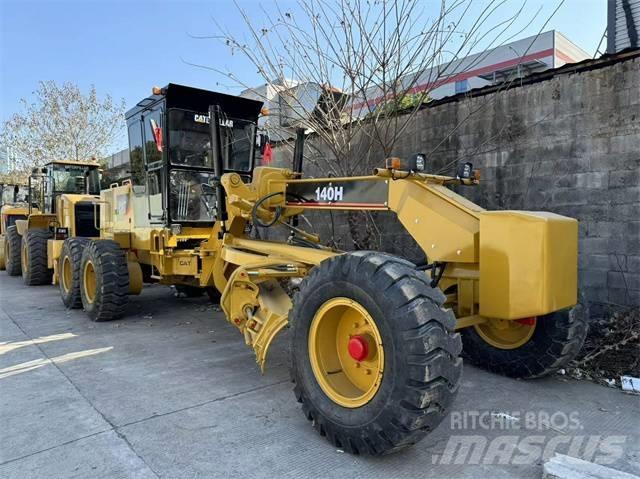 CAT 140 H Tiehöylät