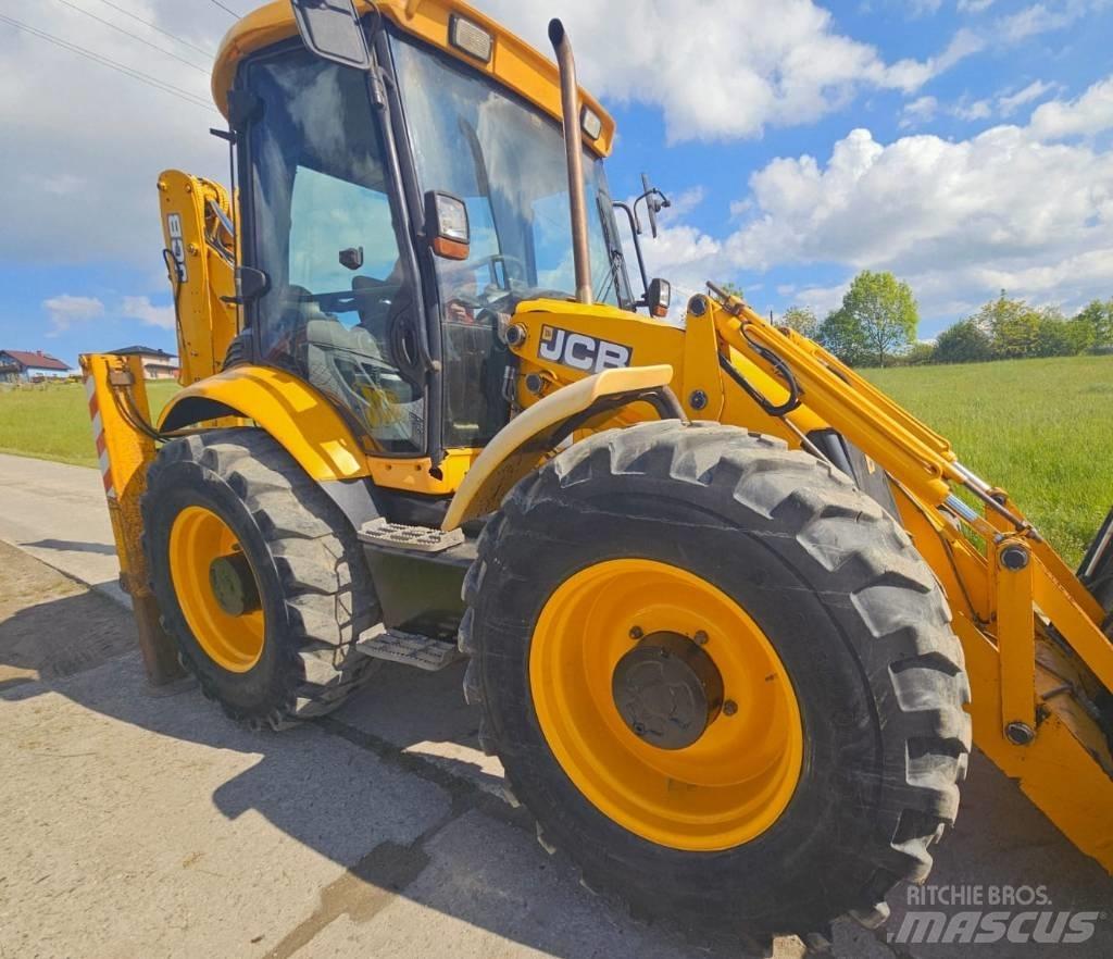 JCB 4 CX Kaivurikuormaajat