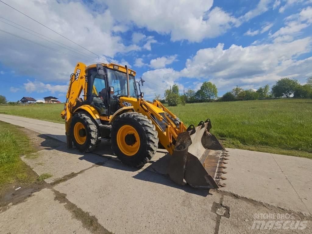 JCB 4 CX Kaivurikuormaajat