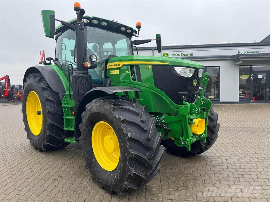 John Deere 6R 215 Traktorit