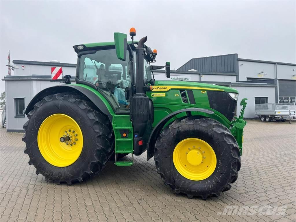 John Deere 6R 215 Traktorit