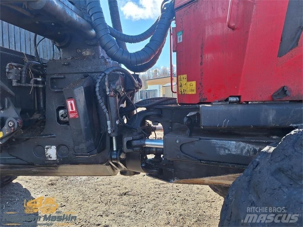 Komatsu 895 Harvesterit