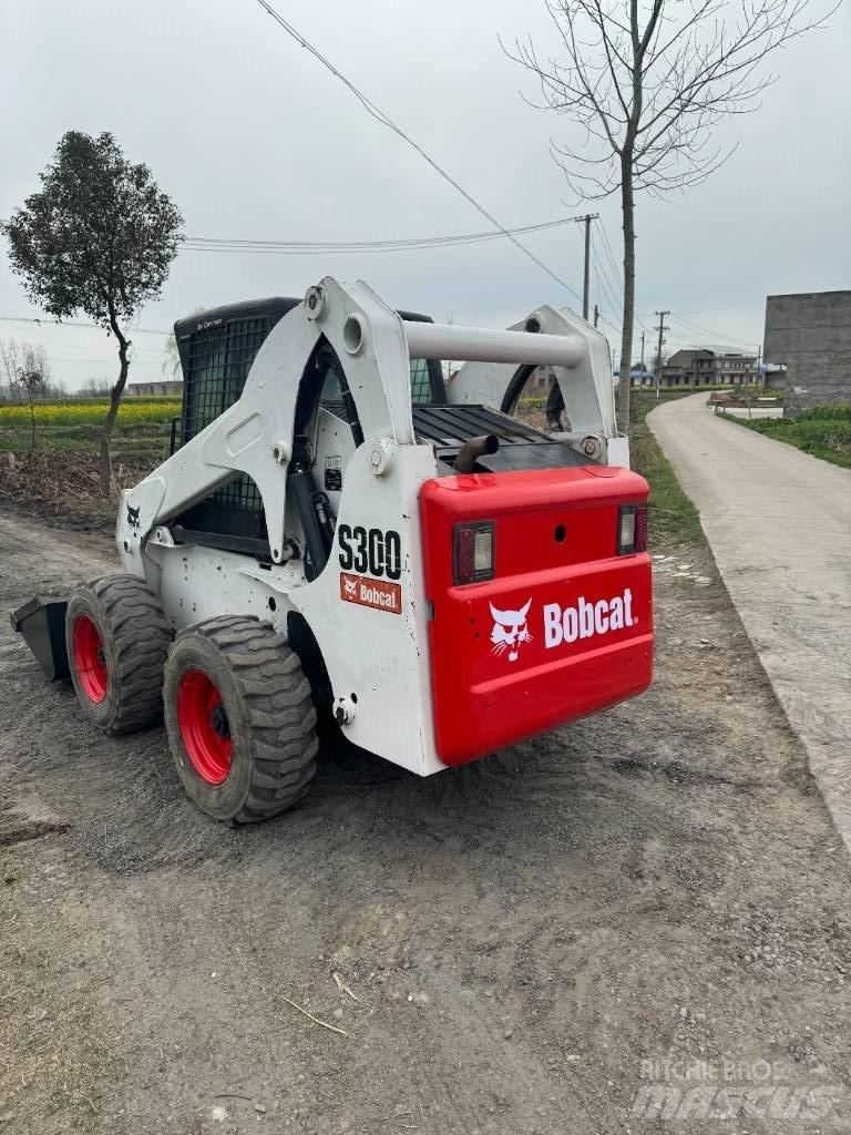 Bobcat S 300 Liukuohjatut kuormaajat