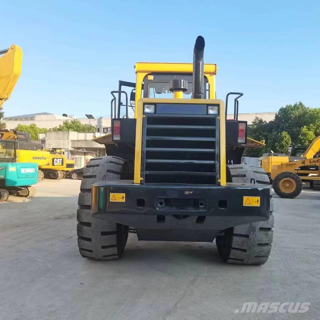 Komatsu WA 320-5 Pyöräkuormaajat