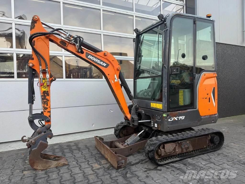 Doosan DX19 Minikaivukoneet < 7t