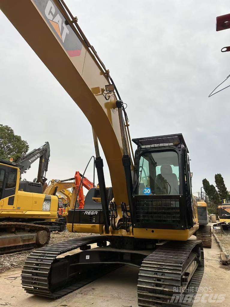 CAT 320 D Telakaivukoneet