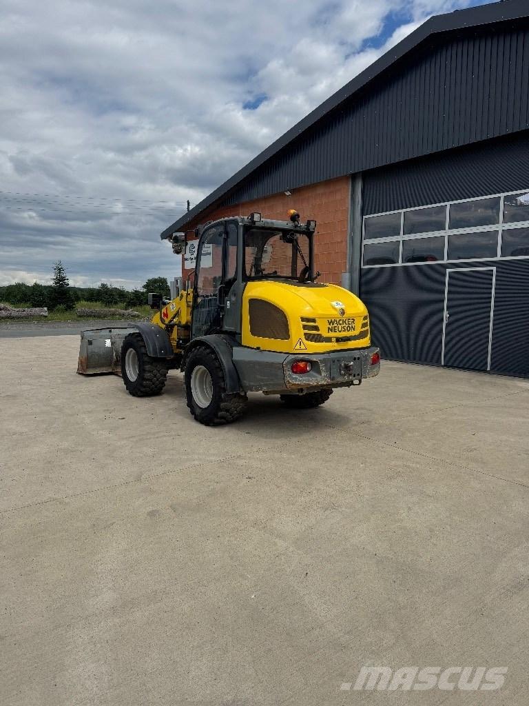 Wacker Neuson WL 44 Pyöräkuormaajat