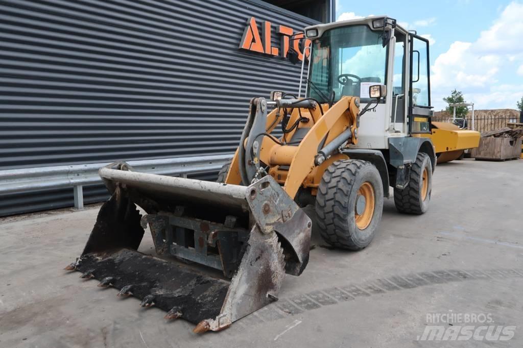 Liebherr L 506 Pyöräkuormaajat