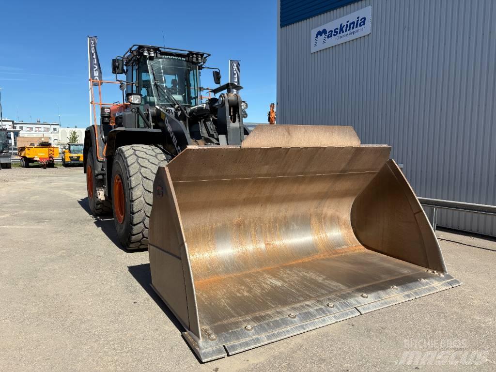 Develon DL480-7 Pyöräkuormaajat