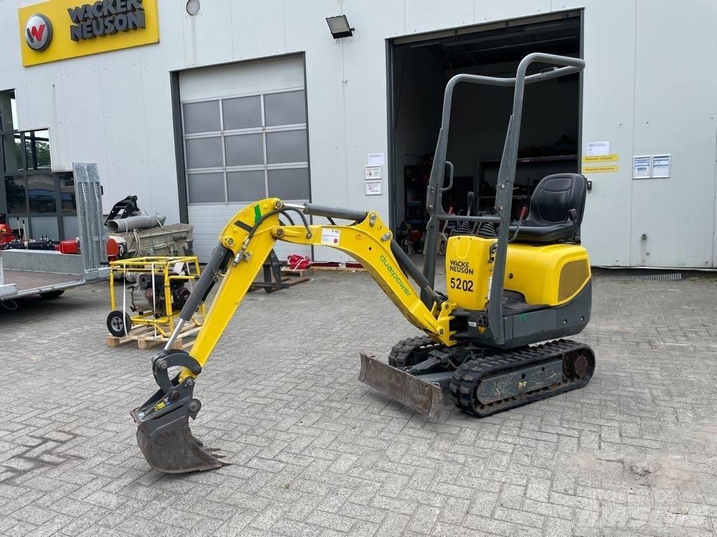 Wacker Neuson 803 Telakaivukoneet