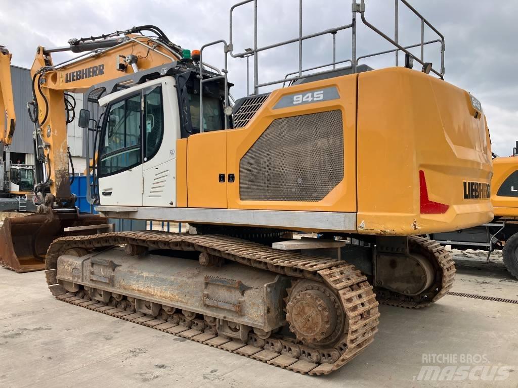 Liebherr R 945 Telakaivukoneet
