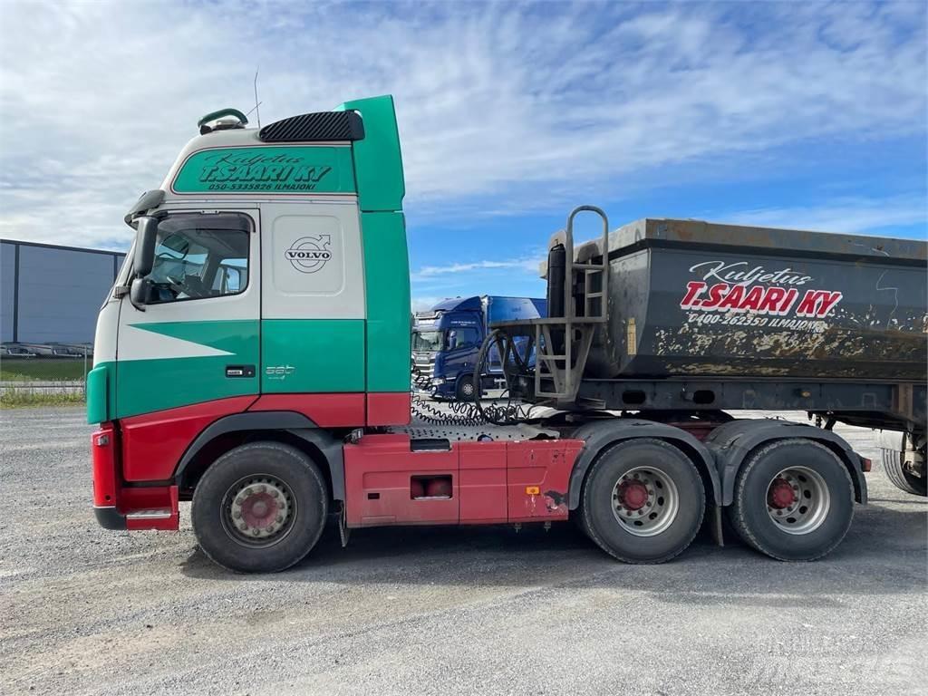 Volvo FH16 580 6x4 Vetopöytäautot