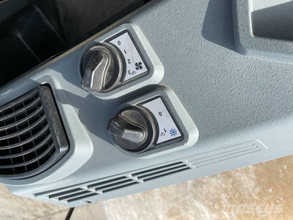 Bomag BW 213 D-5 Yksivalssijyrät