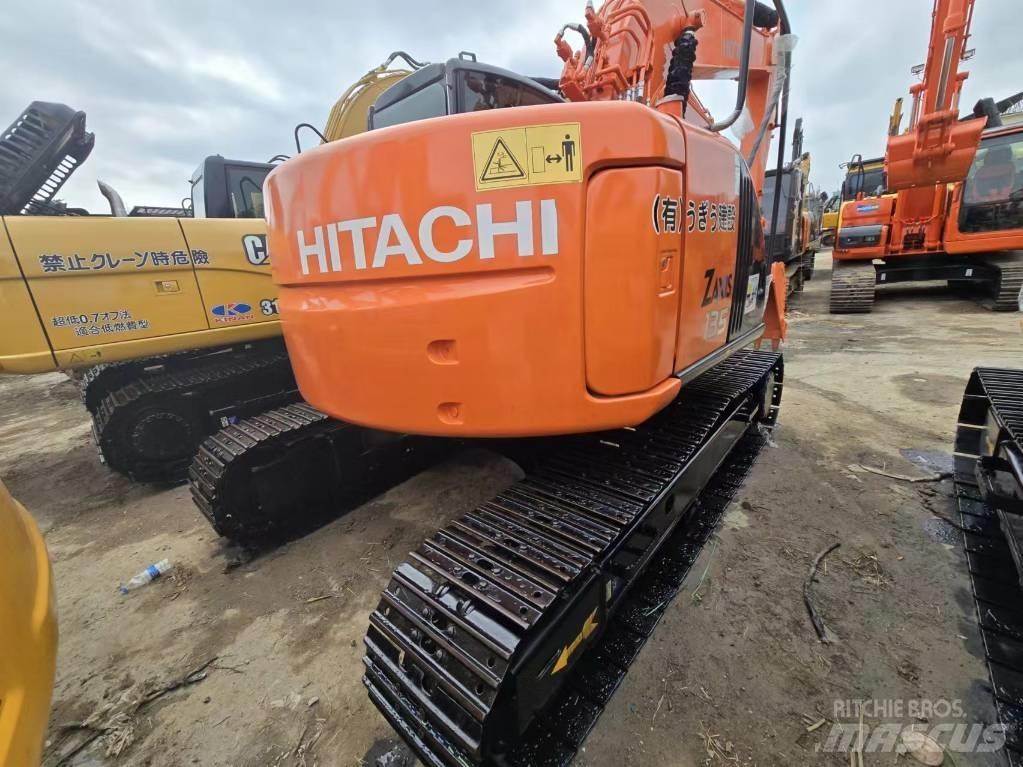 Hitachi ZX 135 US Telakaivukoneet