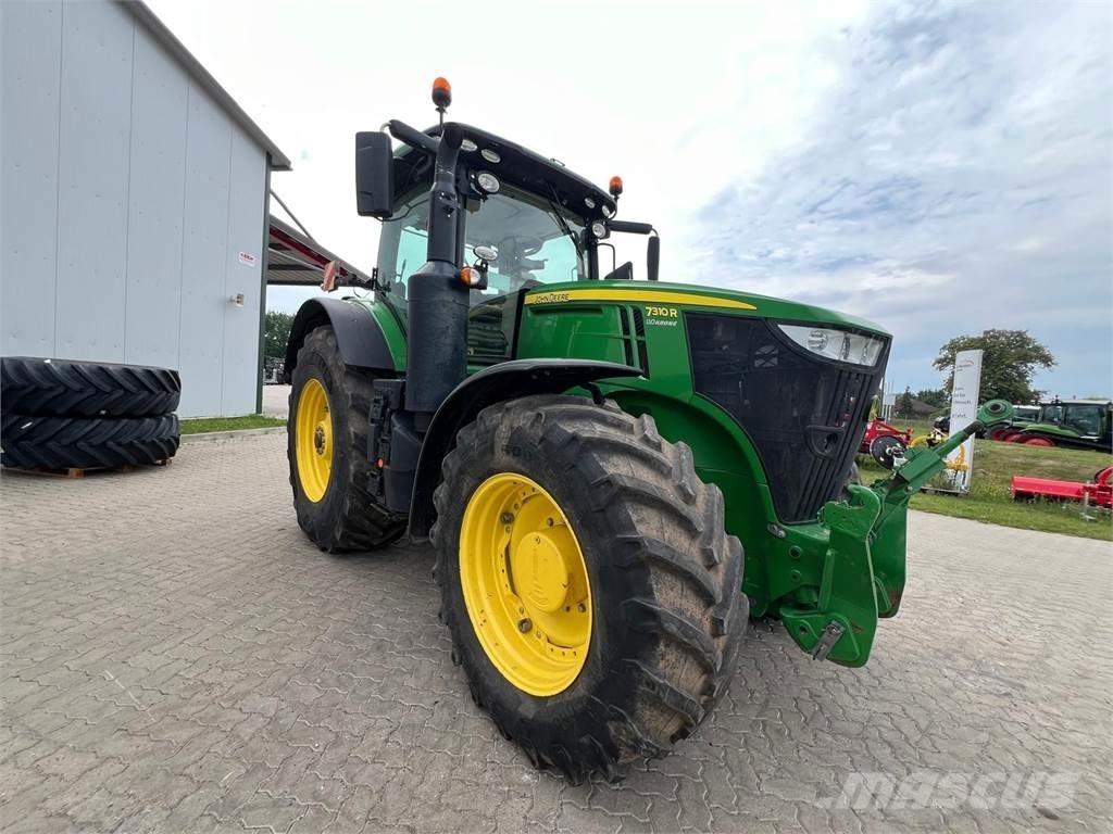 John Deere 7310 R Traktorit