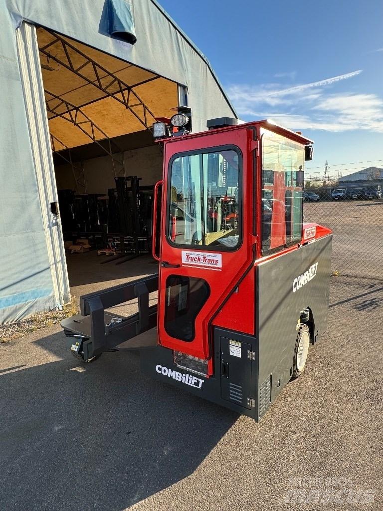 Combilift C3000ET Nelitietrukit