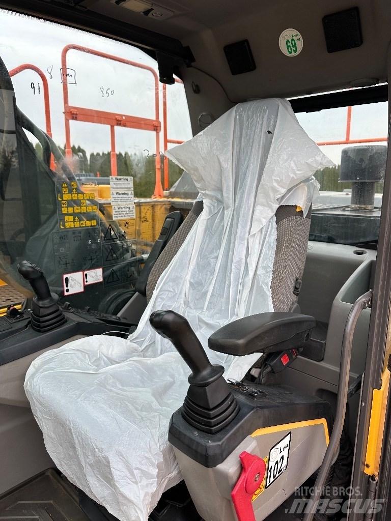Volvo EC 220 EL Telakaivukoneet