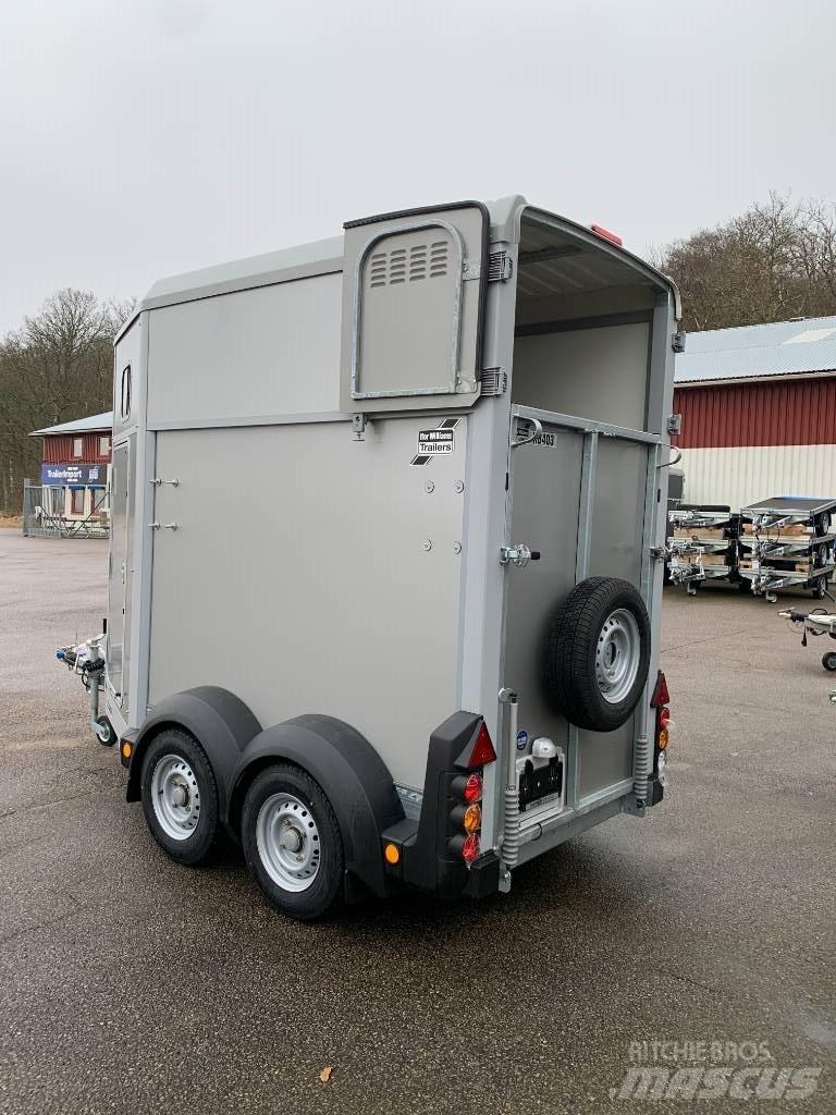 Ifor Williams HB403 Eläinkuljetusperävaunut