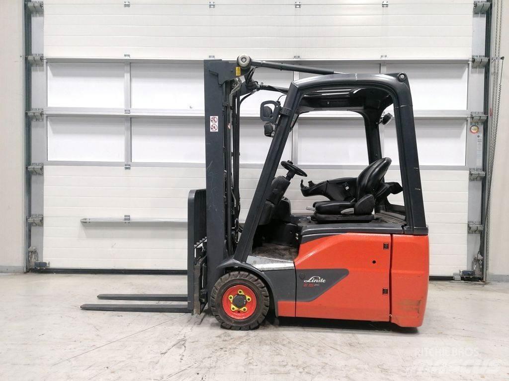 Linde E15-02 Sähkötrukit