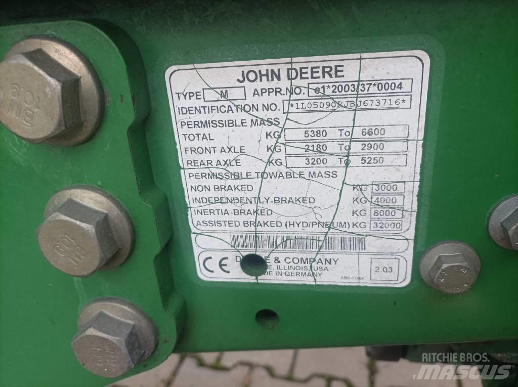John Deere 5090 R Traktorit