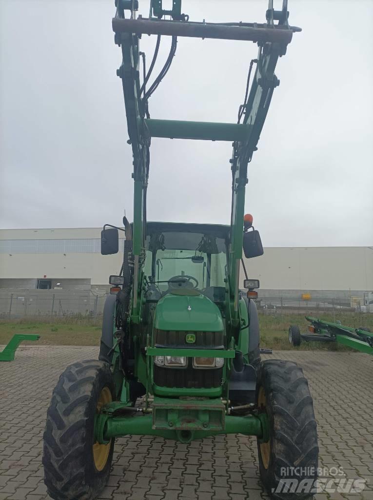 John Deere 5090 R Traktorit