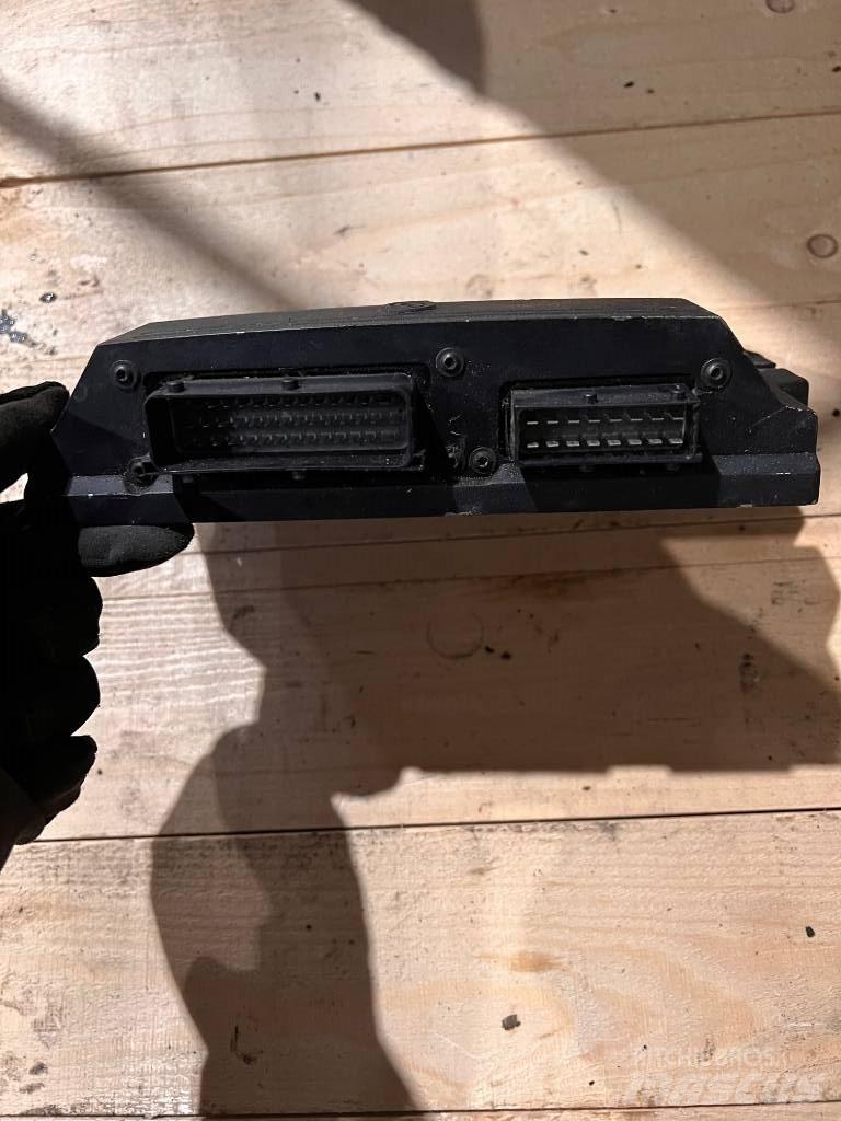 Valmet 5058909 Sähkö ja elektroniikka