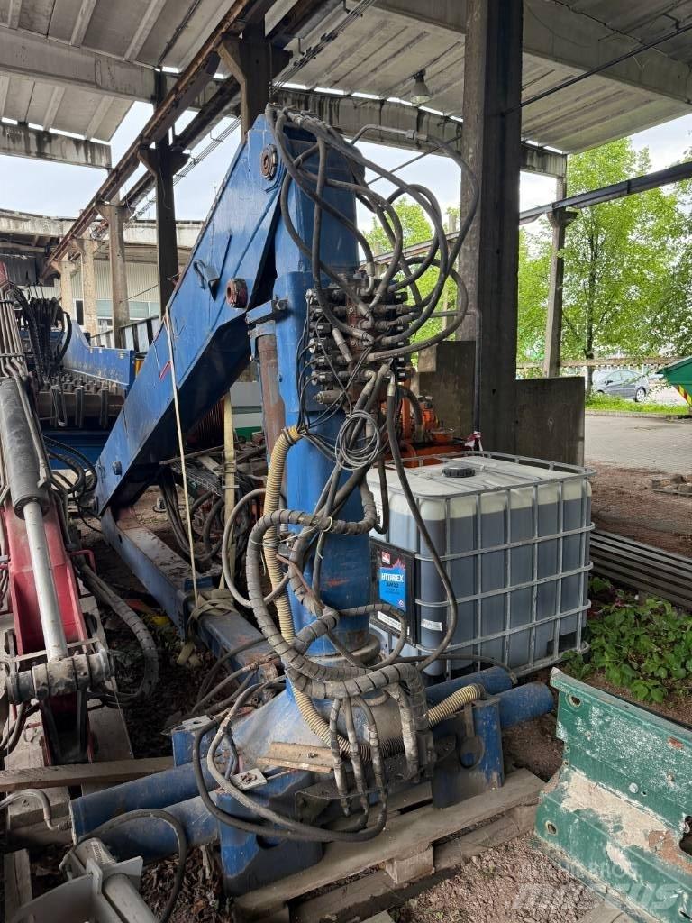  Crane Puutavaranosturit