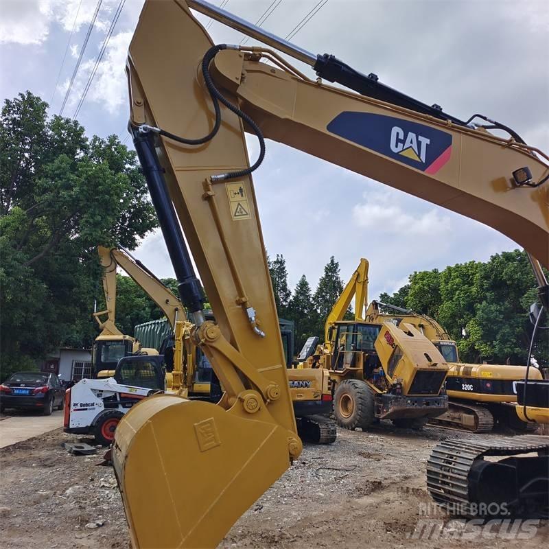 CAT 320 D L Telakaivukoneet