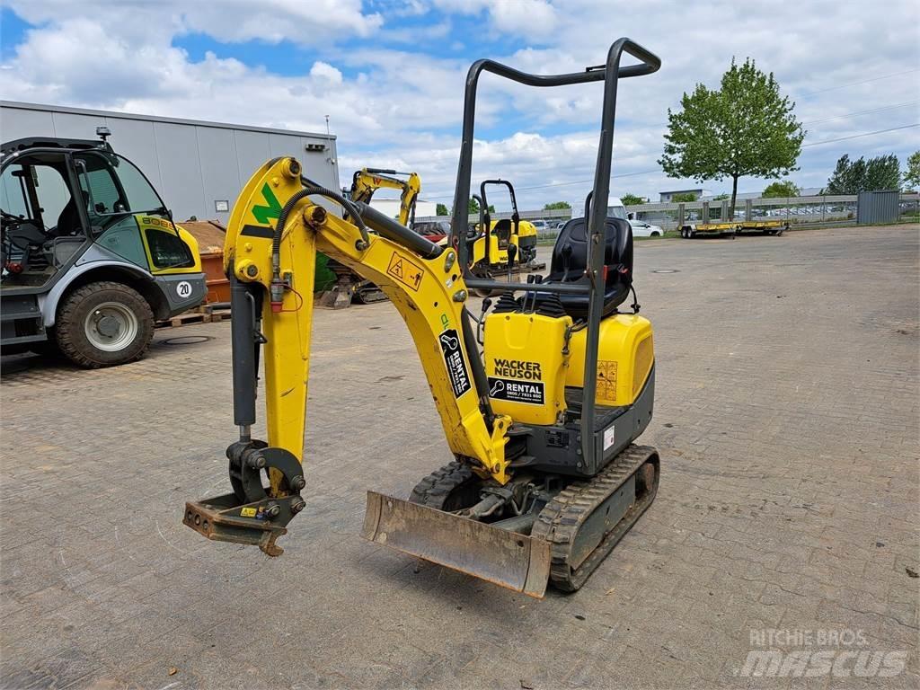 Wacker Neuson 803 Telakaivukoneet
