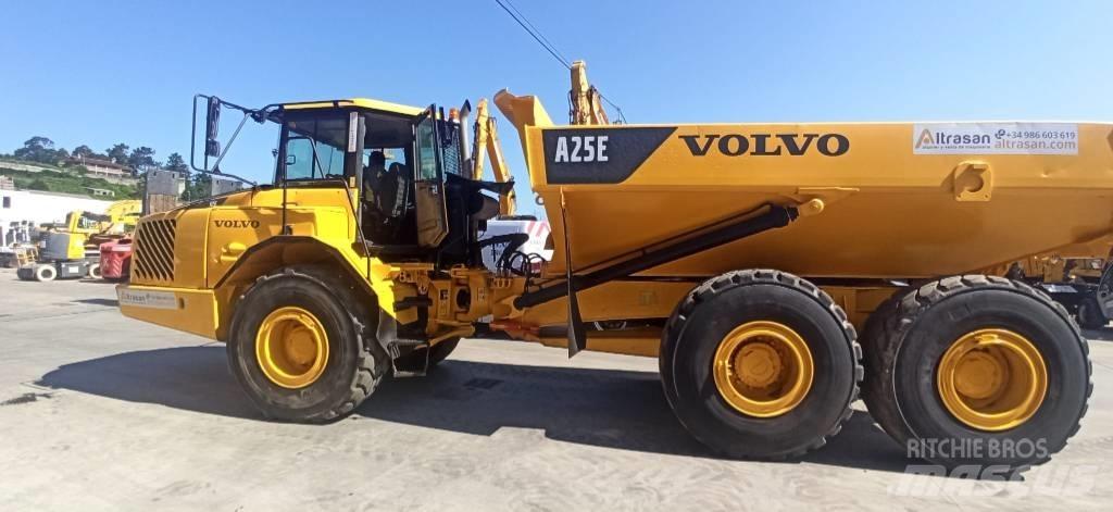 Volvo A 25 E Dumpperit