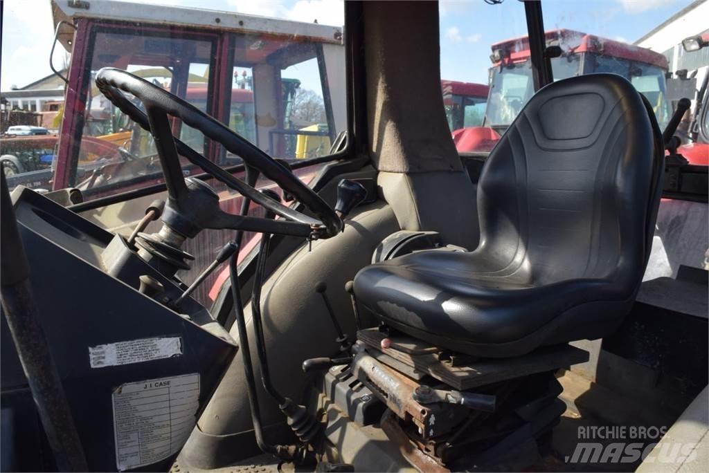 Case IH 844 XL Traktorit