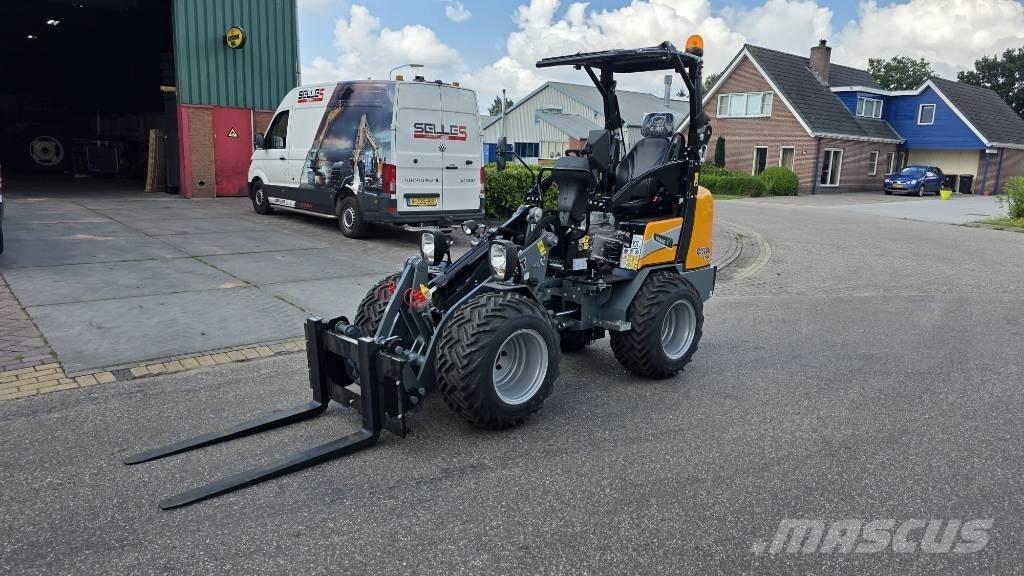 GiANT G 1500 X-tra Pyöräkuormaajat