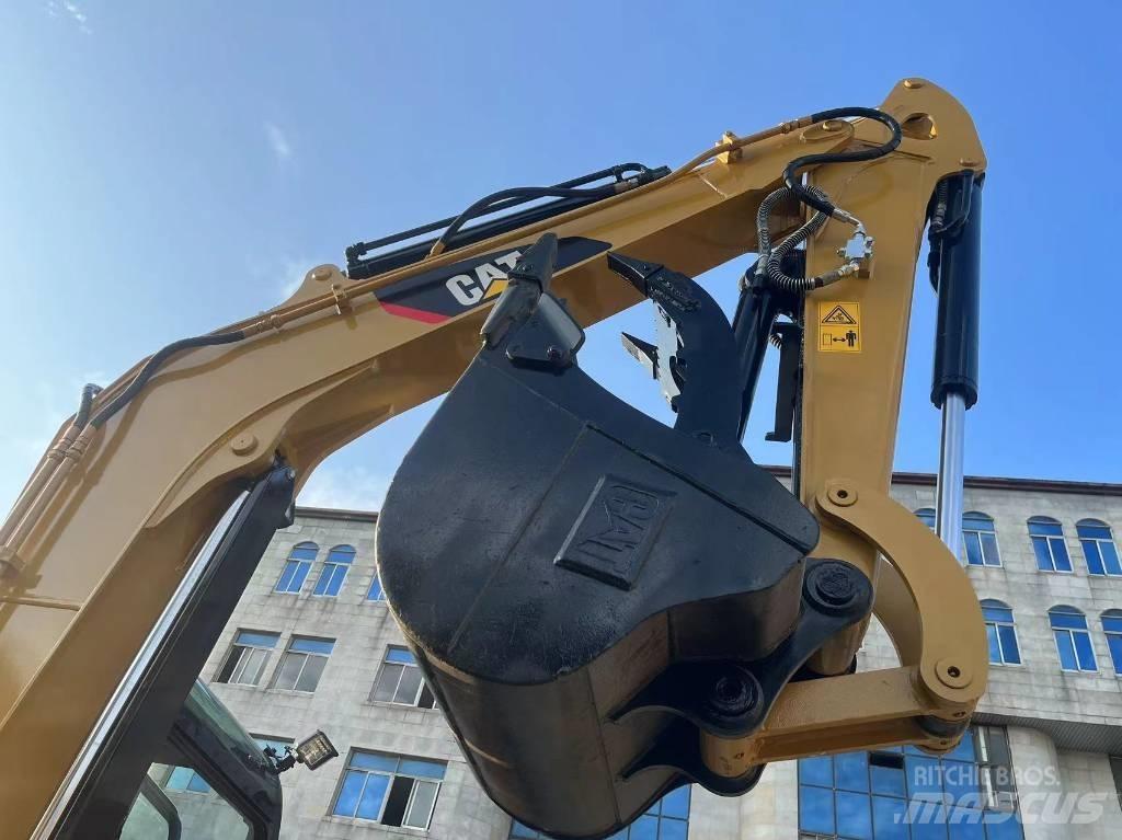 CAT 305.5 E2 Minikaivukoneet < 7t