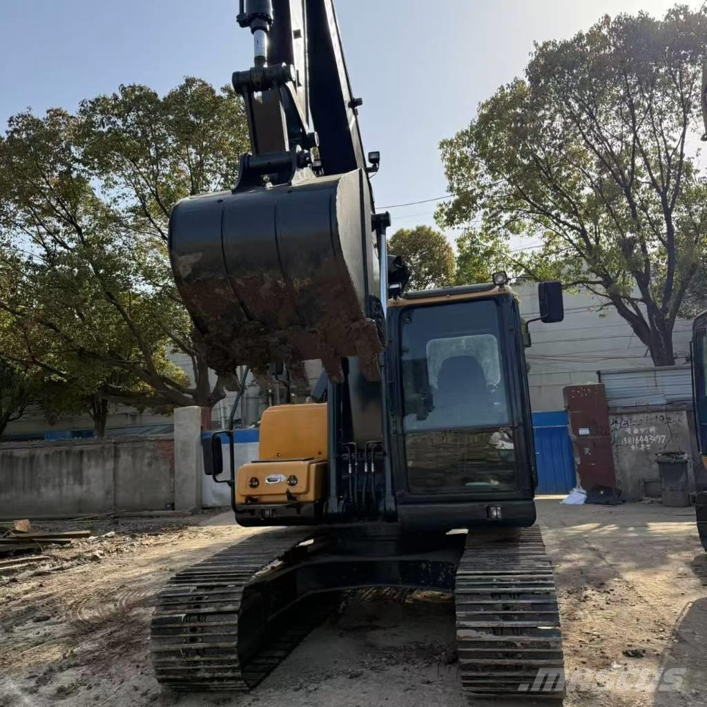 Hyundai R150LC-9S Telakaivukoneet