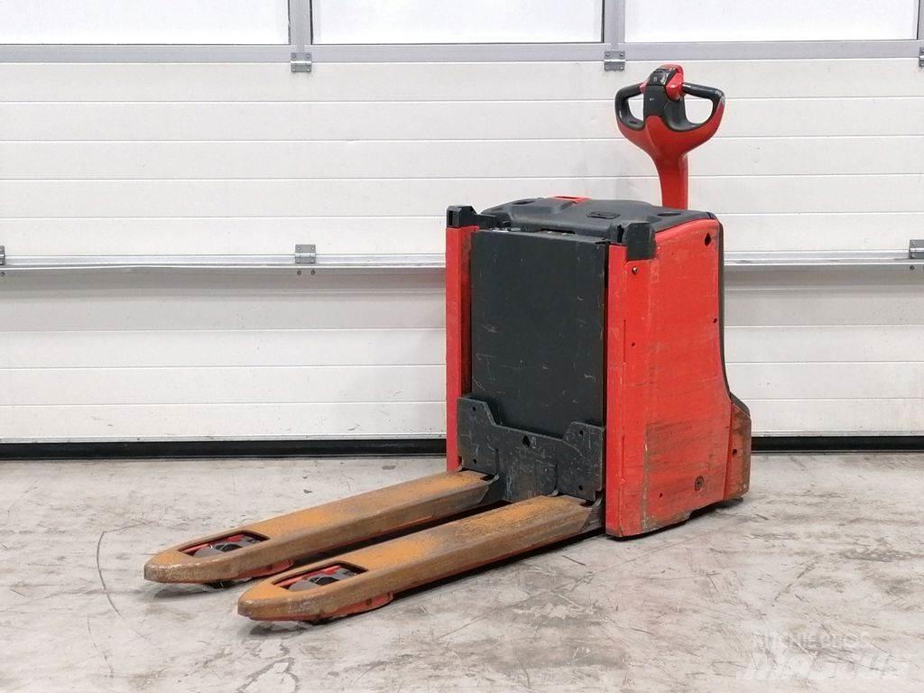 Linde T16L Lavansiirtotrukit