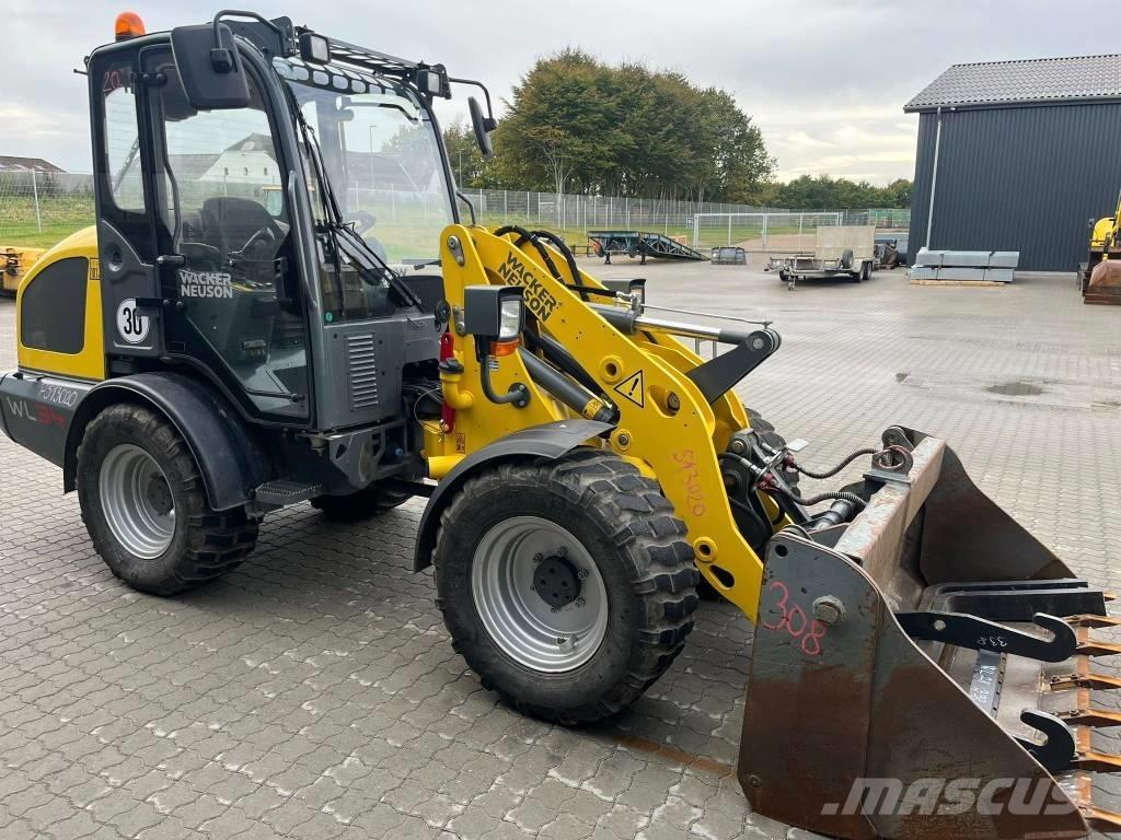 Wacker Neuson WL 34 Pienkuormaajat